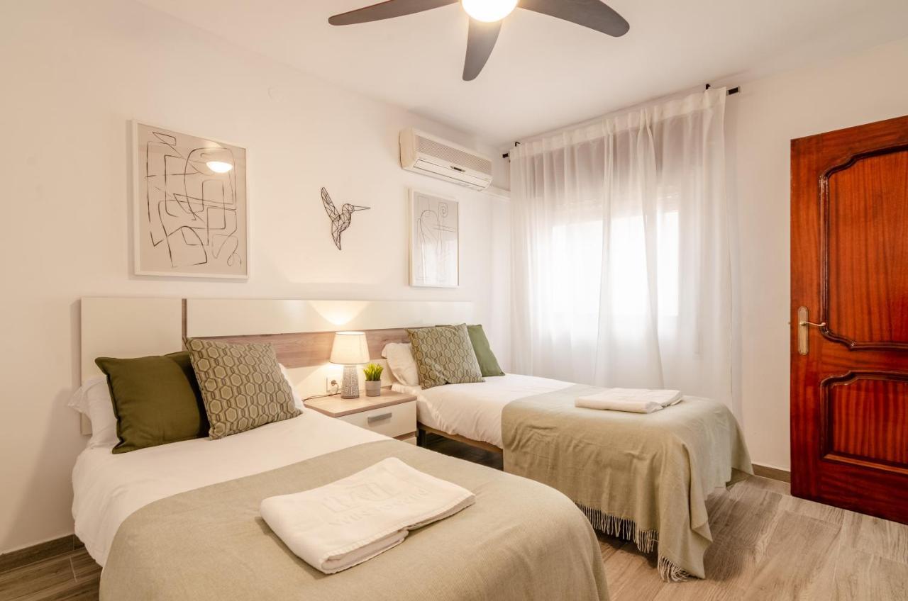 Wintowinrentals Your Home Steps From The Center Málaga Kültér fotó